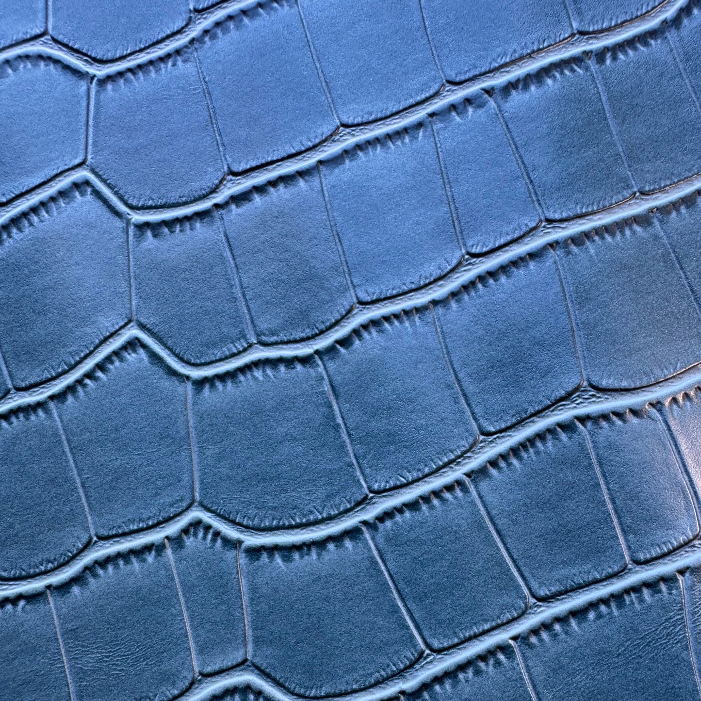Croc texture seafoam blue