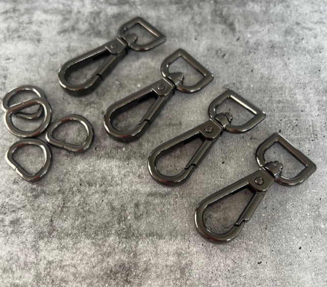 1/2 inch snap hooks and D rings Silver, bronze, rainbow, gunmetal, rose gold