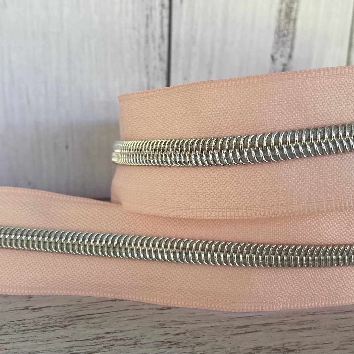 #5 zipper tape almost apricot 10 metre bundle