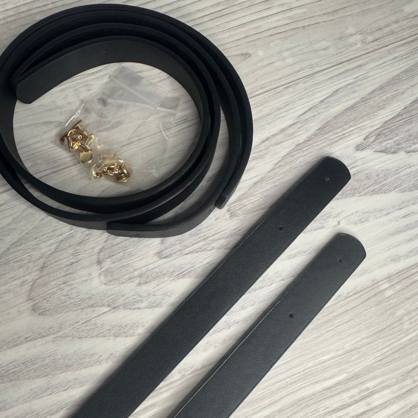 Premium Faux leather bag handles rivet in