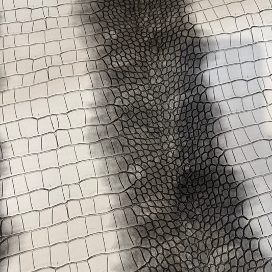 Croc texture Himalayan style black