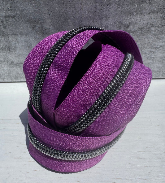 #5 crimson and gunmetal zipper tape