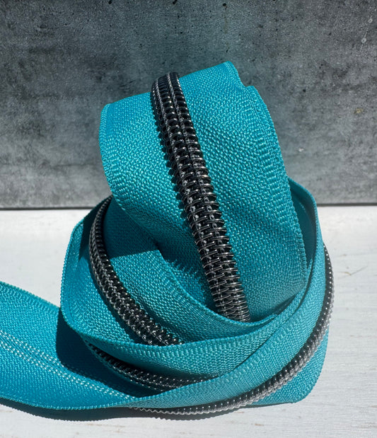 #5 bright blue and gunmetal
