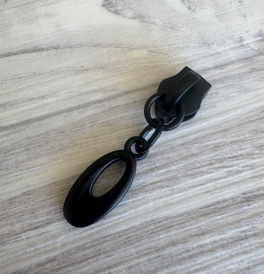 Bag making Tear drop zipper pulls #5 Matte Black