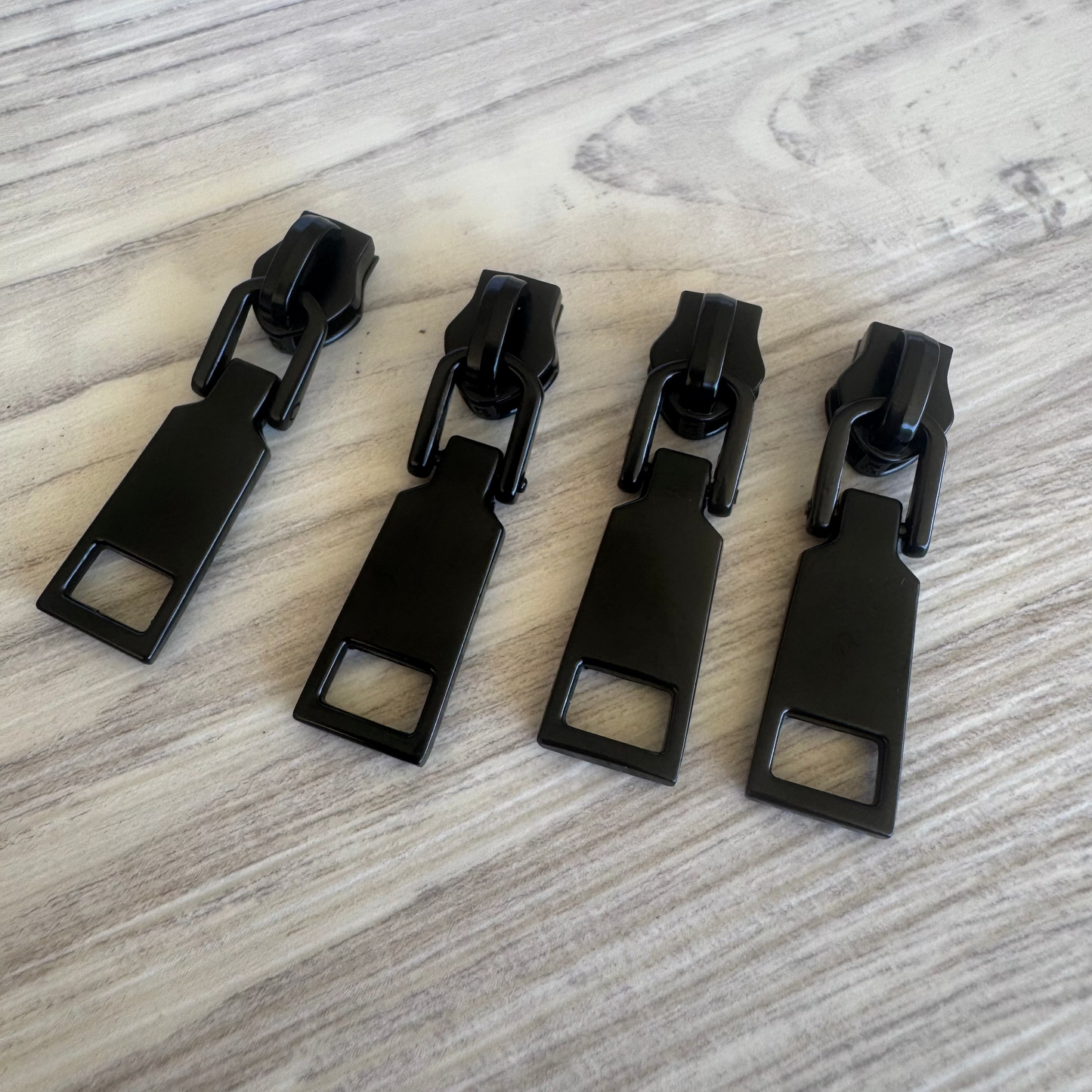 Bag making wedge zipper pulls #5 Matte Black