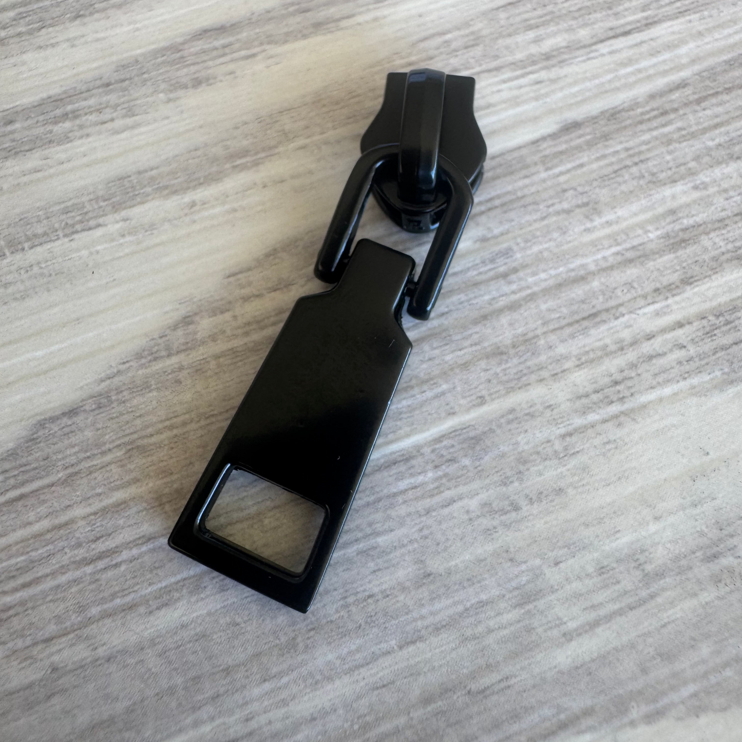 Bag making wedge zipper pulls #5 Matte Black