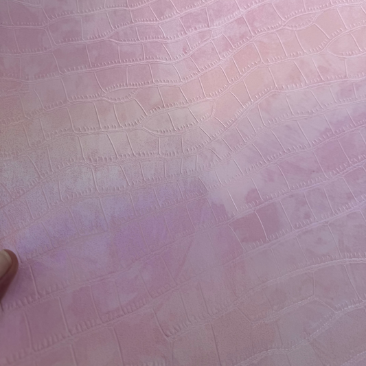 Croc texture frosted ombre in pink
