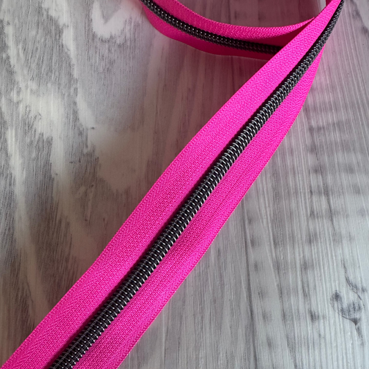 #5 bright pink and gunmetal