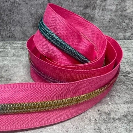 #5 zipper tape Pink with rainbow teeth 1, 3, and 5 metre bundles